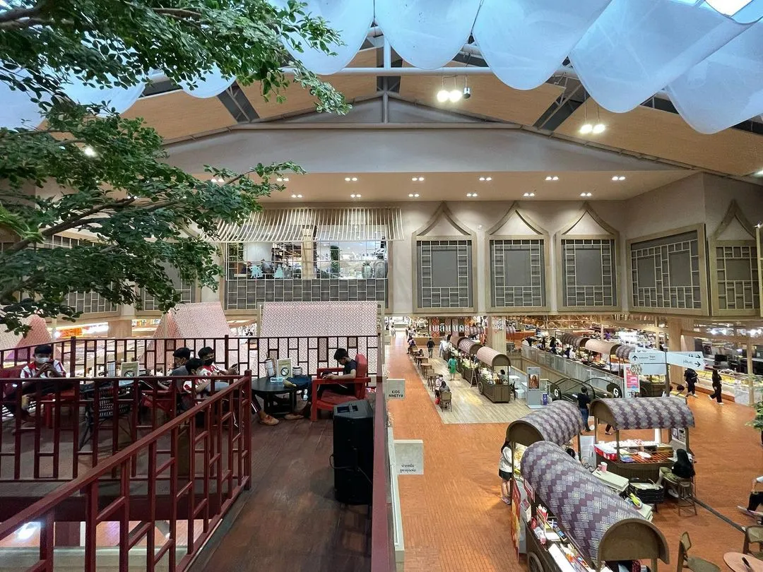 เซ็นทรัลอยุธยา - อยุธยา : บรรยากาศภายในเซ็นทรัลอยุธยา (Source: instagram @andylinarch)