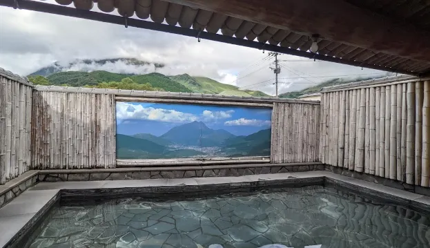 由布市由布院温泉的溫泉