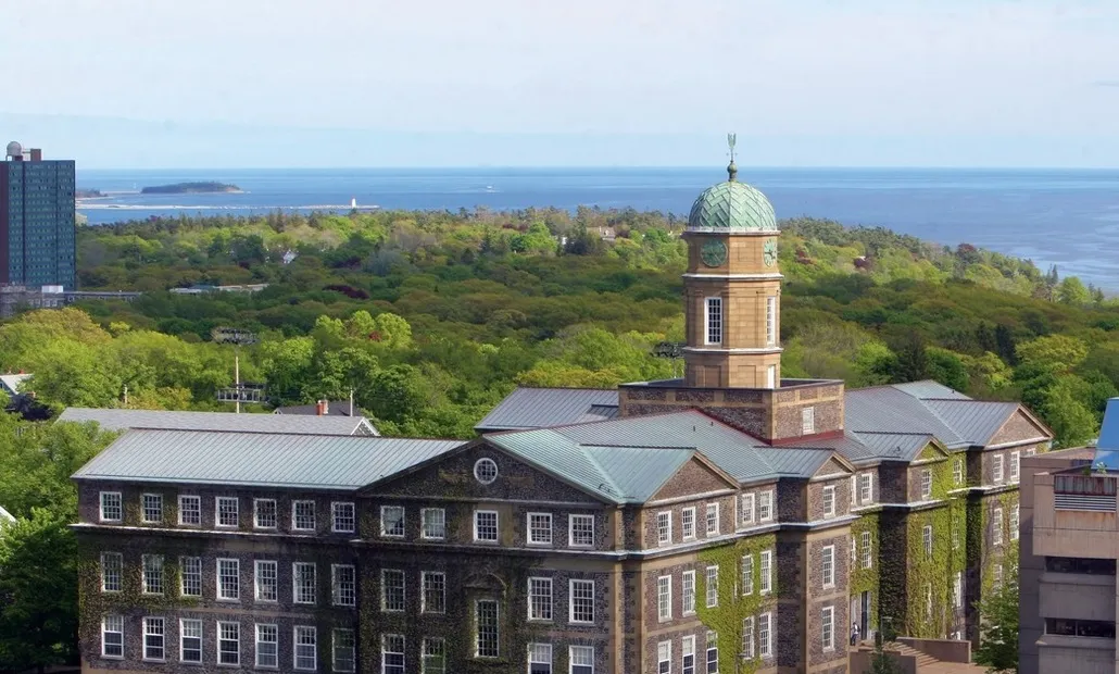 핼리팩스 달하우지 대학교