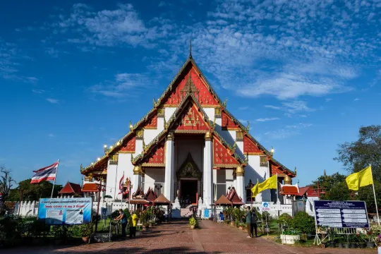 อำเภอภาชี : วิหารพระมงคลบพิตร (Source: การท่องเที่ยวแห่งประเทศไทย)