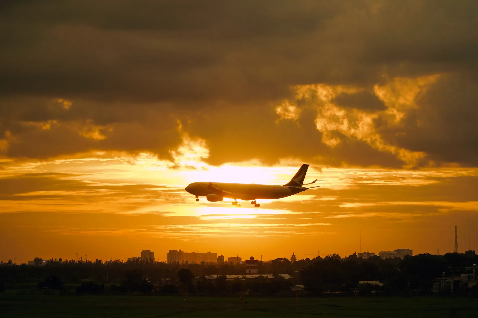 Tan Son Nhat International Airport. Source: Photo by Trung Cao on Unsplash