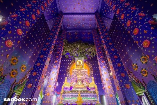 วัดกลางคลองวัฒนาราม อำเภอ เสนา (แหล่งที่มาของภาพ: Sanook)