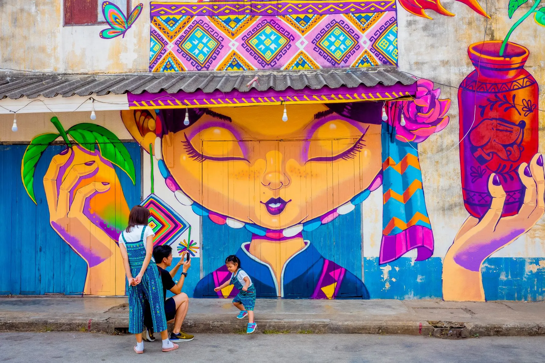สุโขทัย-Street Art สวรรคโลก (Source: การท่องเที่ยวแห่งประเทศไทย)