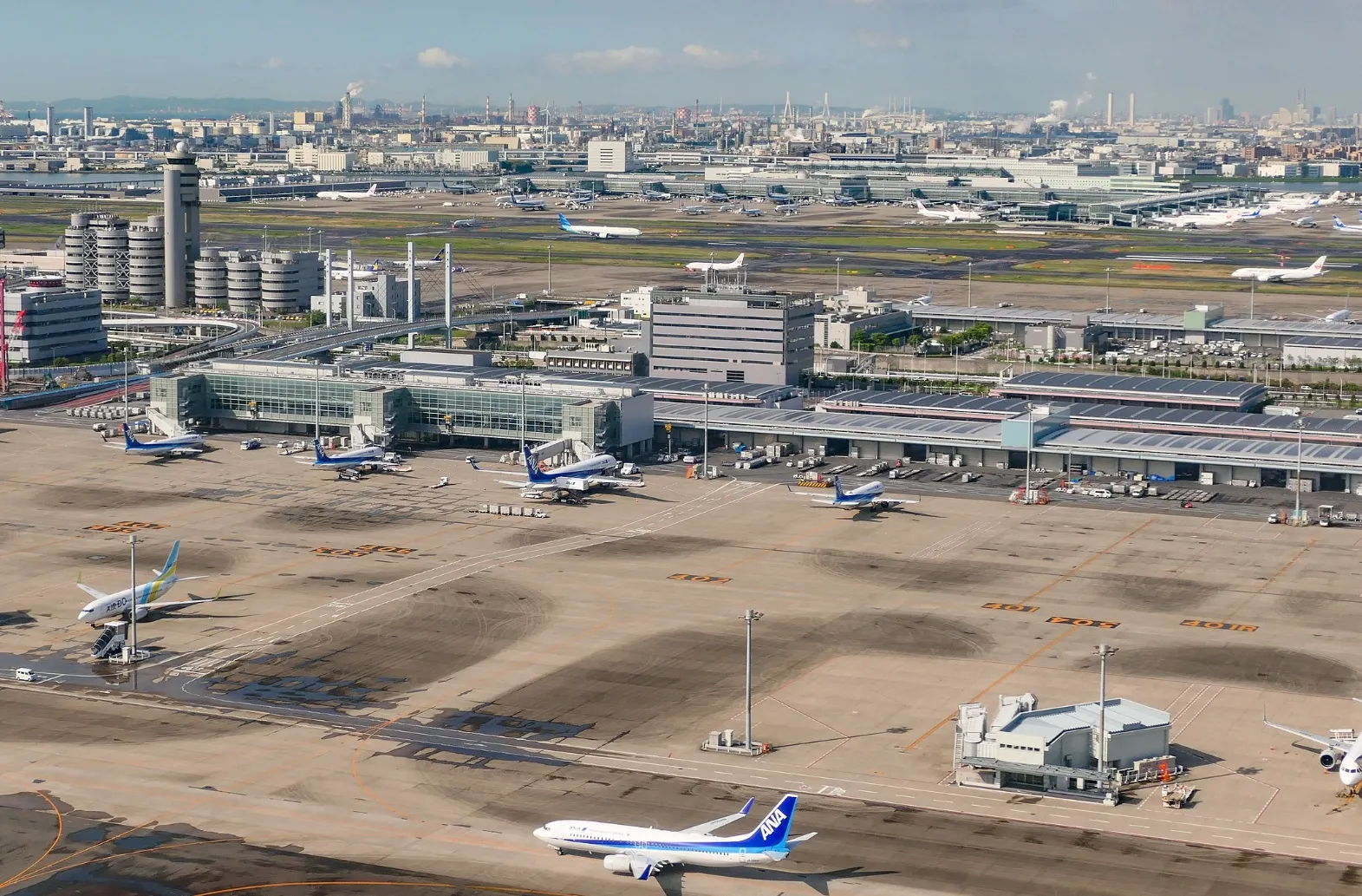 距離浦安市最近的機場是羽田機場