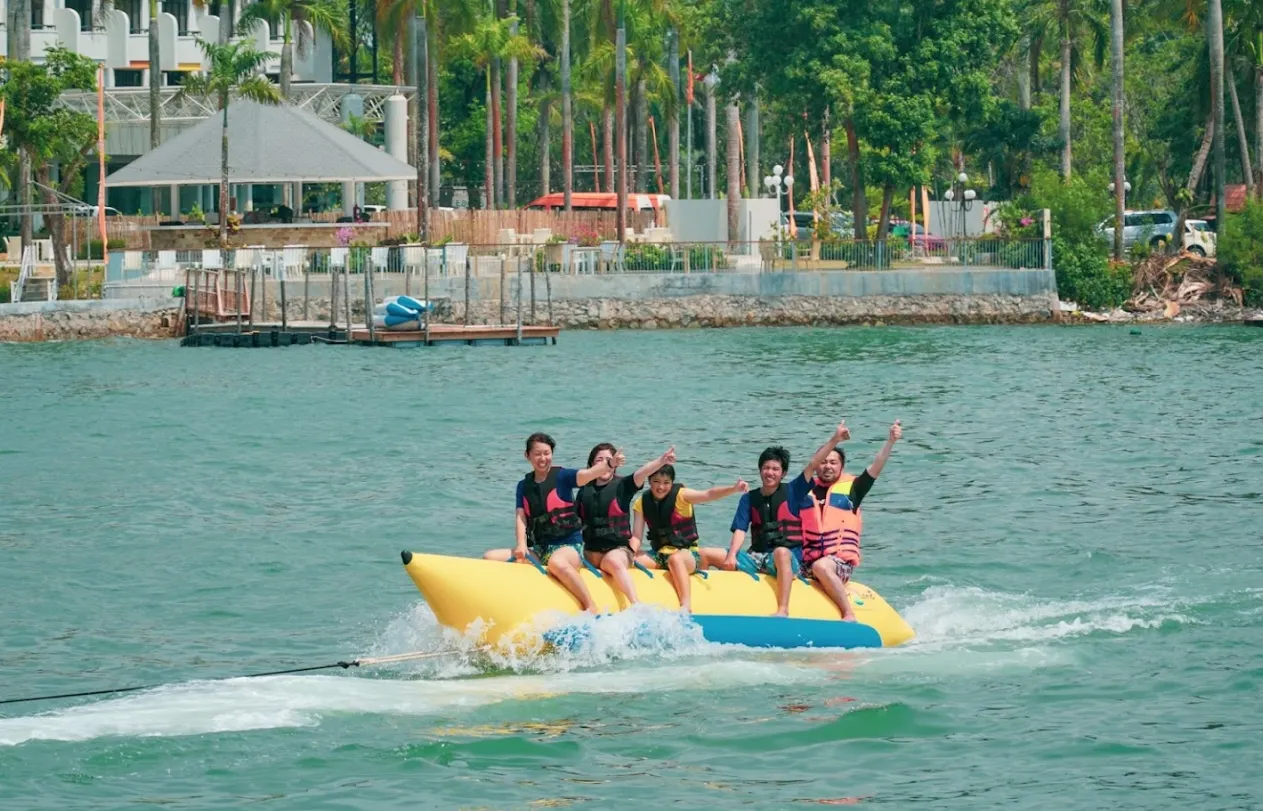 HARRIS Resort Waterfront Batam, near Nagoya Thamrin City