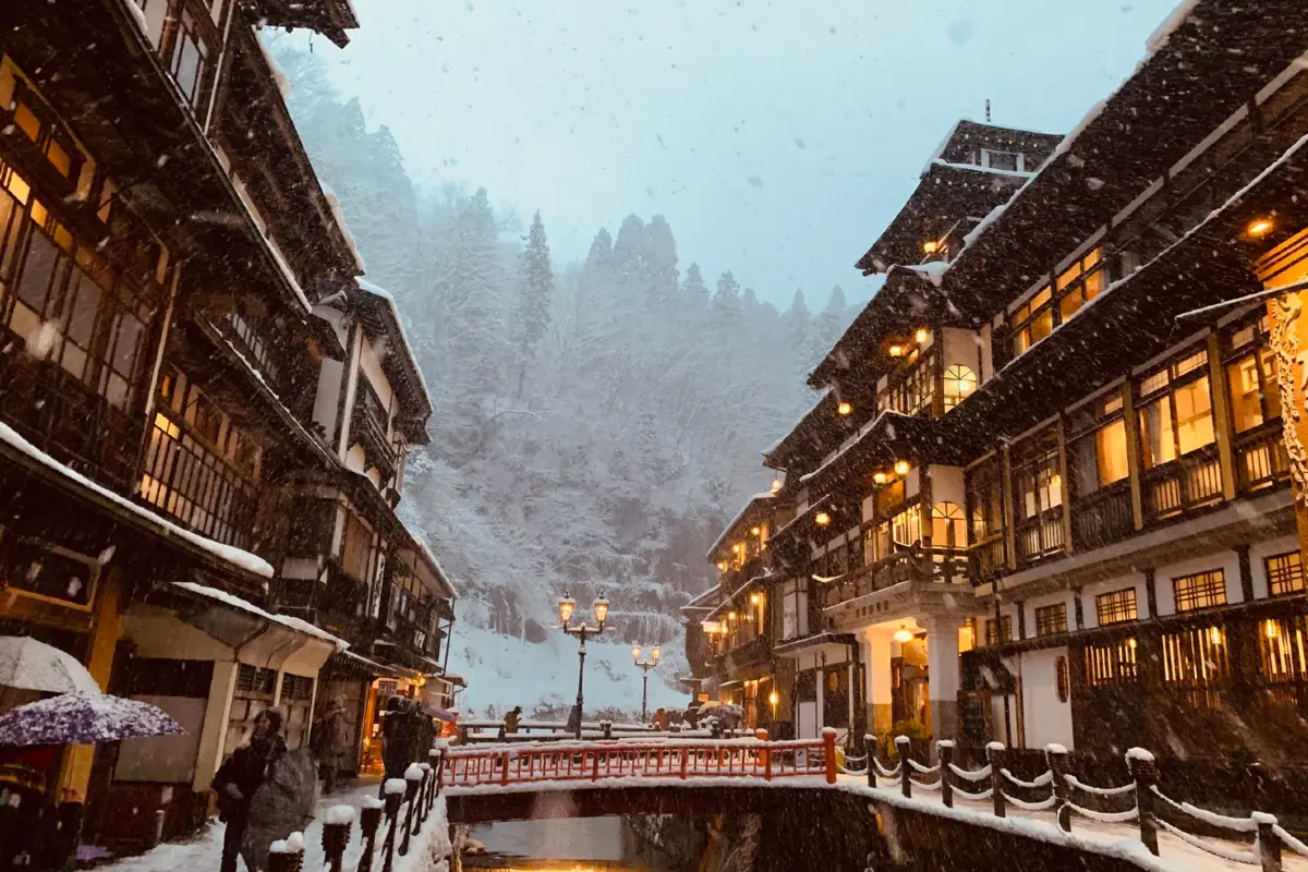 日本山形縣尾花澤市銀山溫泉