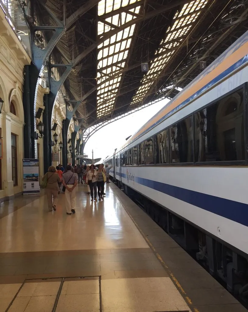 Santiago Train