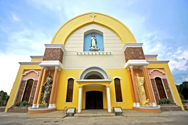 Ozamiz Immaculate Conception Cathedral. Source: Photo by motif / Wikimapia