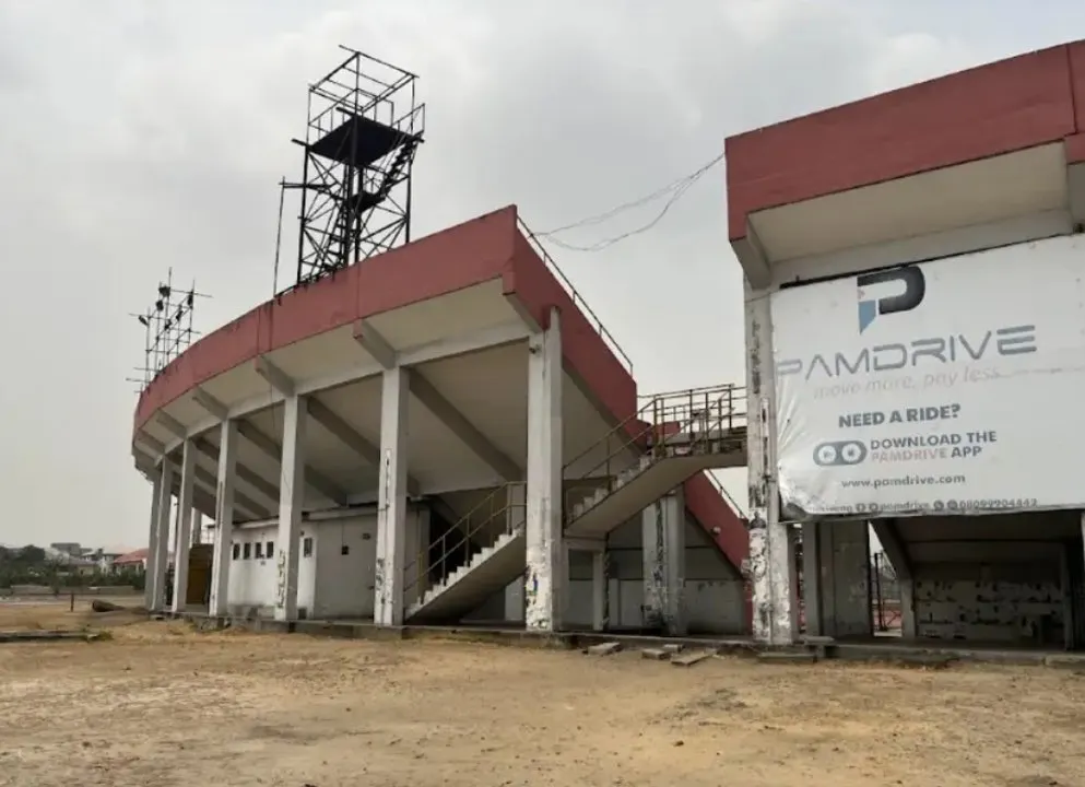 Yakubu Gowon Stadium, near Igwuruta