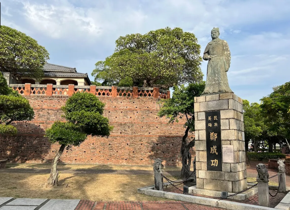 台南安平老街附近的鄭成功雕塑