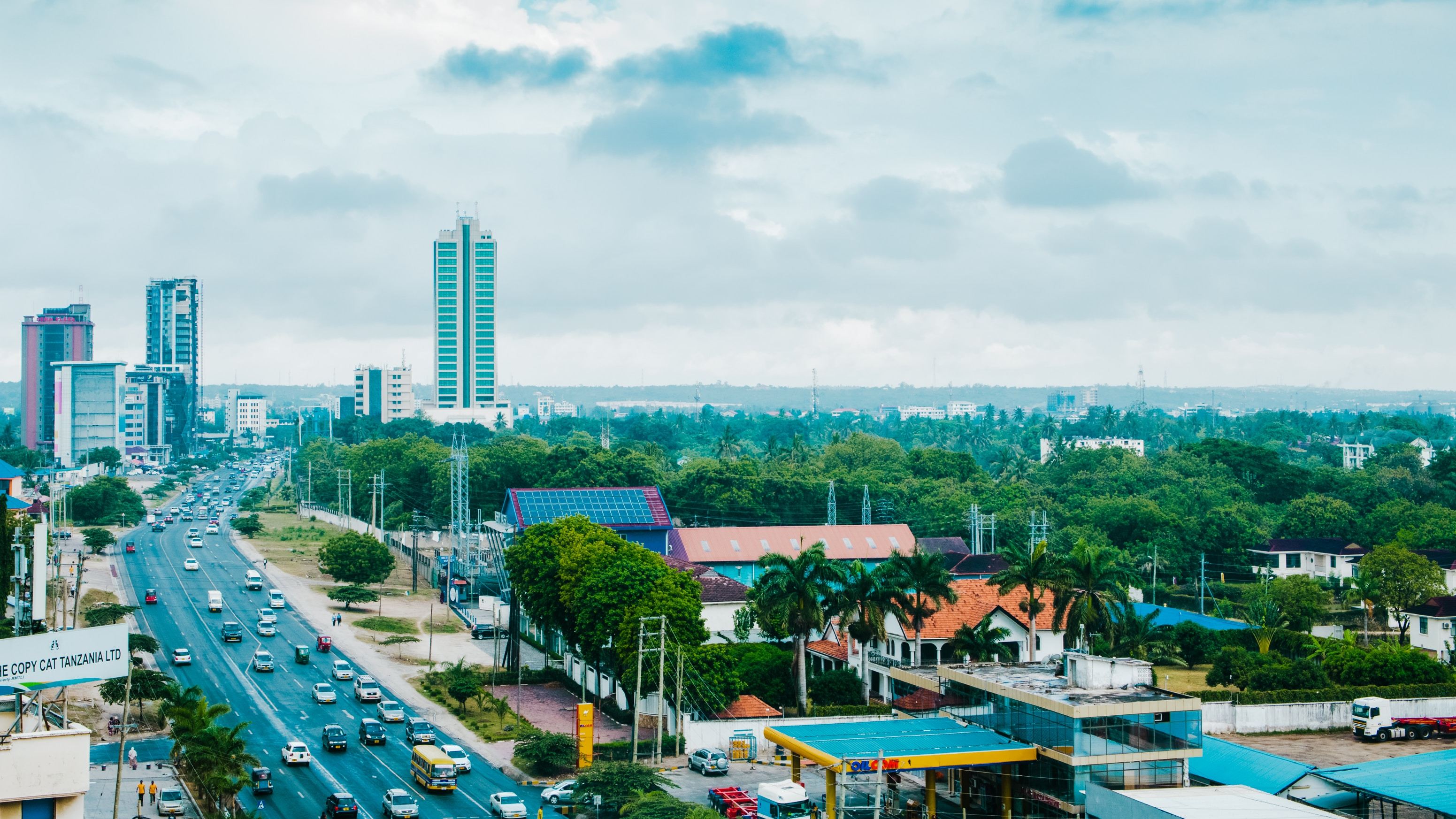 Cityscape of Dar es salaam, Source: Photo by K15 on Unsplash