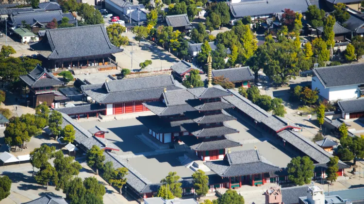 Have a day out at the ancient Shitennoji Temple in Osaka