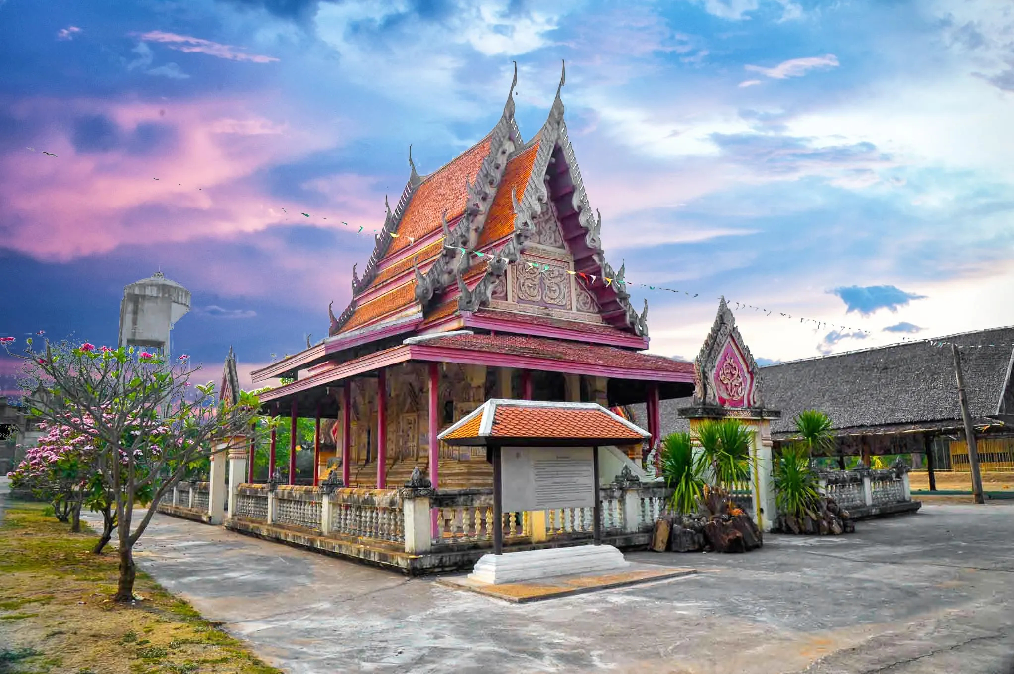 อำเภอโนนศิลา : ภาพจิตรกรรมฝาผนัง รูปแต้มสินไซ (วัดไชยศรี) (Source: Thailand Tourism Directory)
