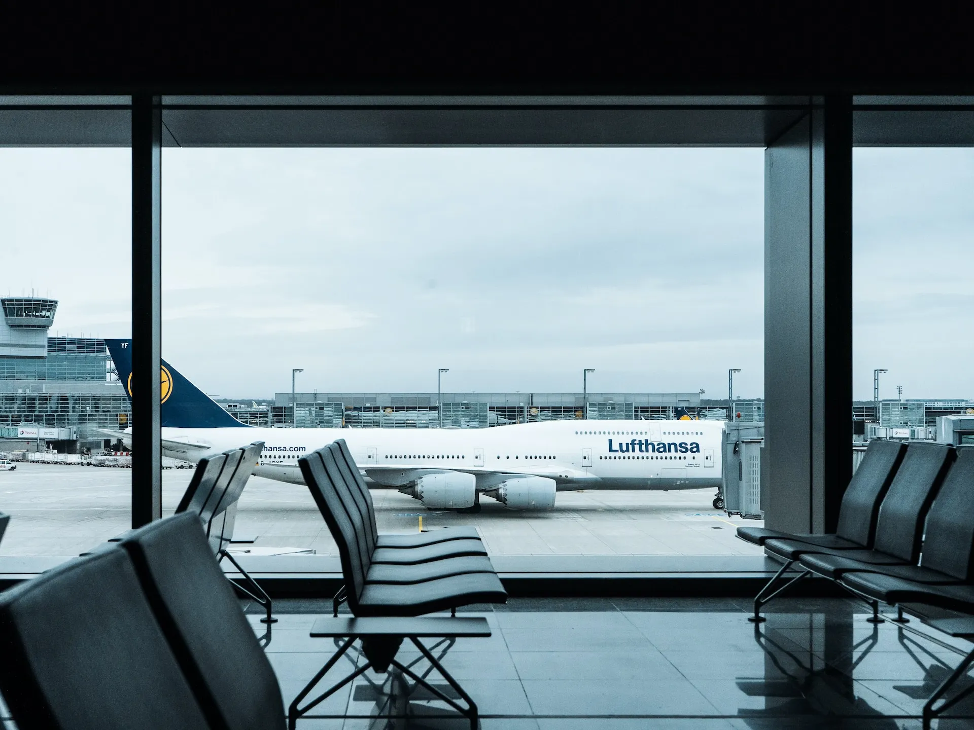 Airport terminal, Source: Photo by Dennis Gecaj on Unsplash