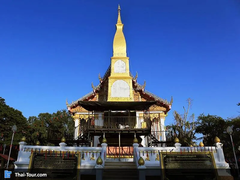 พระธาตุเทพจินดาบ้านเดียม อำเภอ กุมภวาปี (แหล่งที่มาของภาพ: Thai-tour)