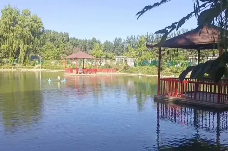 Baiguo Manor, Beijing