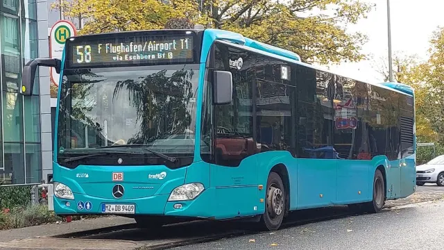 Bus heading towards Frankfurt Airport 