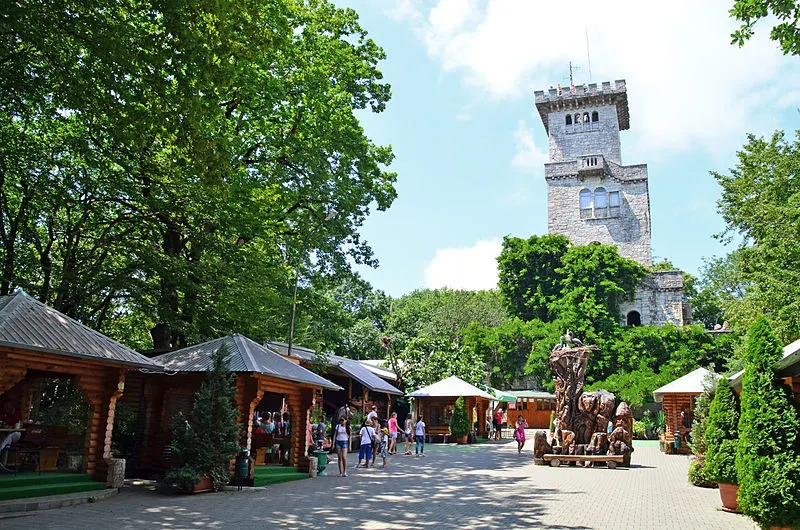 Mount Akhun's Tower, Sochi. Source: Photo by Andrey Dumchev/Wikipedia