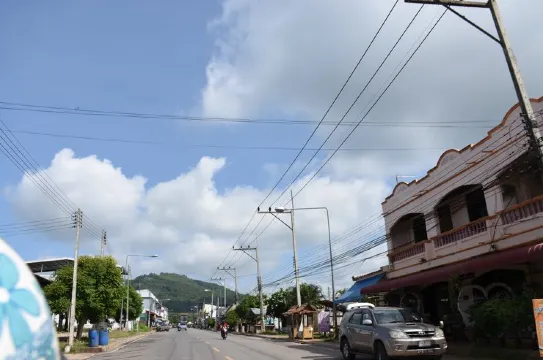 ภายในตัวตำบลปาดังเบซาร์ - อ.สะเดา จ.สงขลา (แหล่งที่มาของภาพ: )