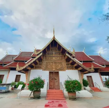 อำเภอจอมทอง วัดพระธาตุศรีจอมทองวรวิหาร