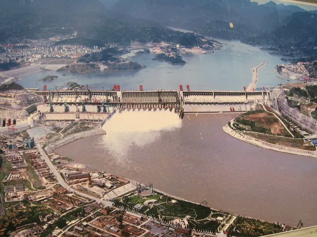 Three Gorges Dam, Yichang. Source: Photo by Pedro Vásquez Colmenares / Flickr
