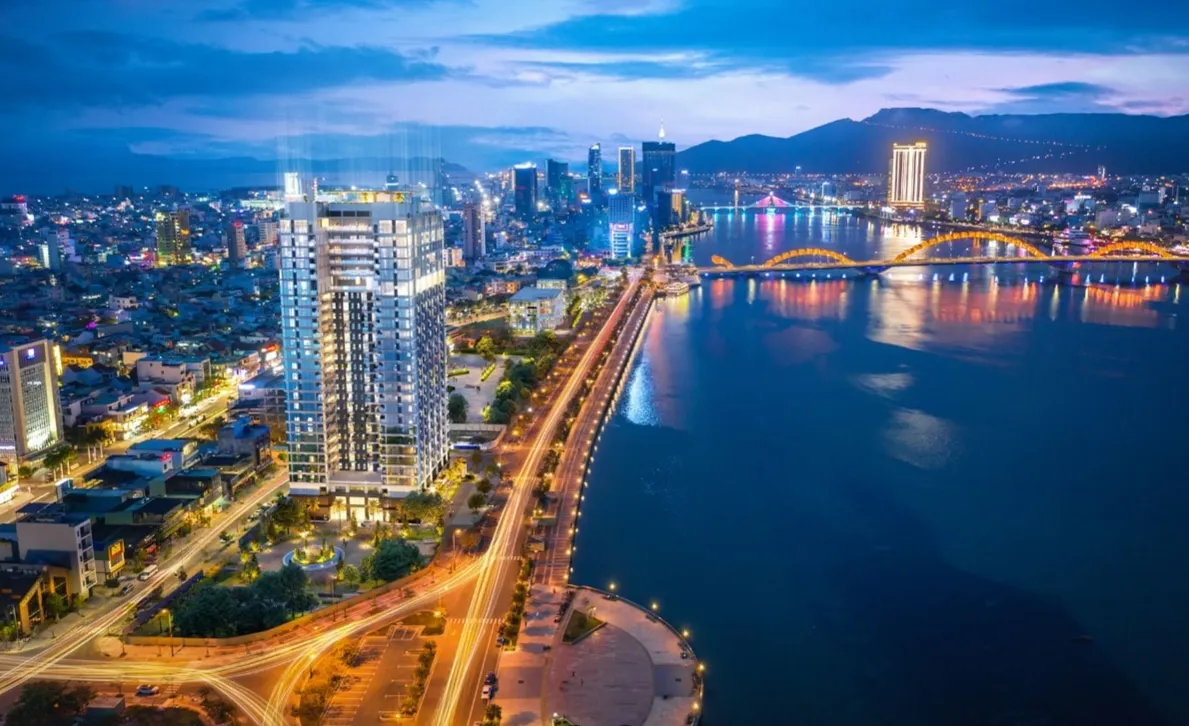 峴港美溪海灘附近的城市夜景