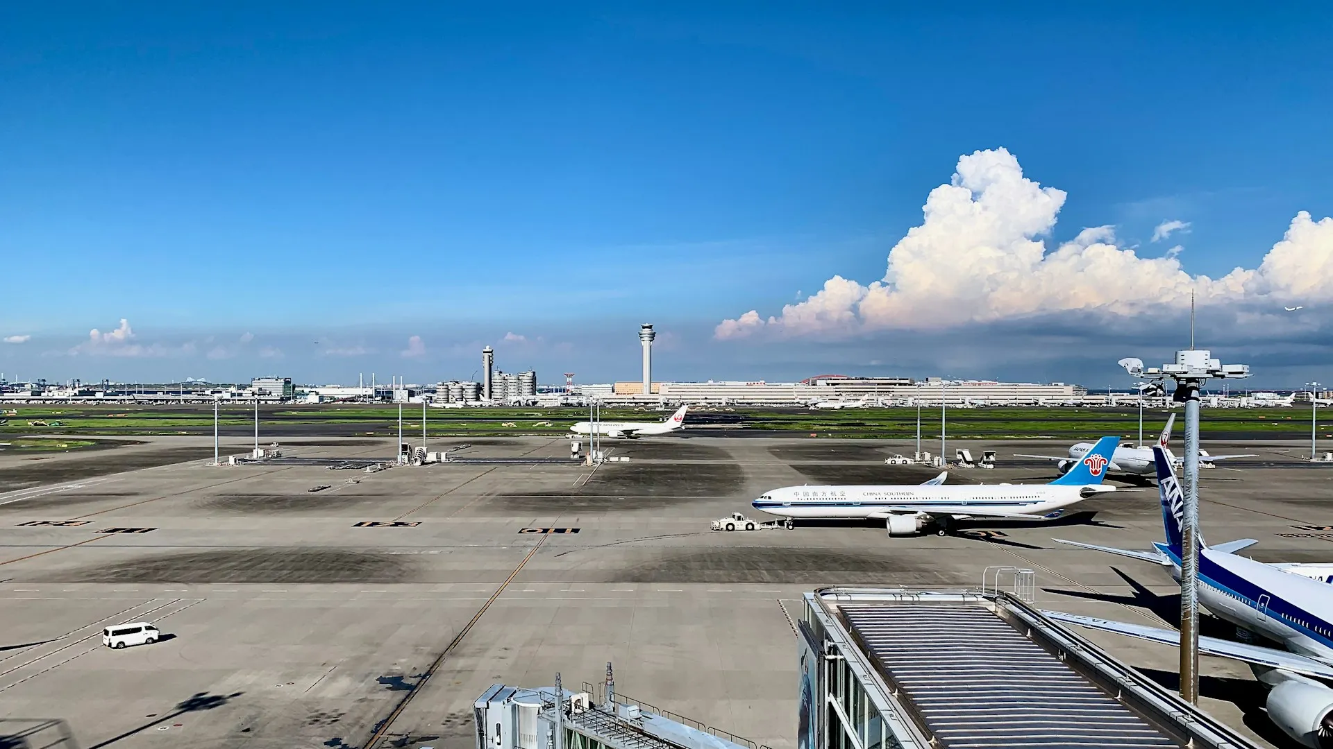 Haneda International Airport, Tokyo. Source: Photo by Nakaharu Line on Unsplash