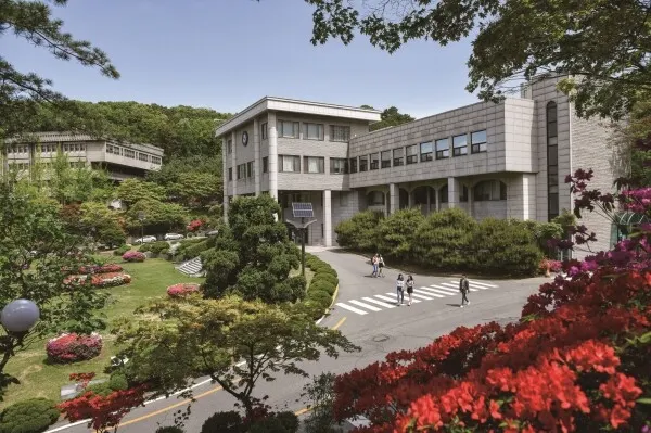 용인시 강남대학교 (출처 : 대학저널)