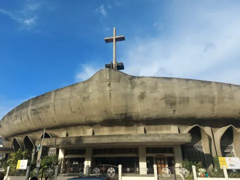 Facade of San Pedro Metropolitan Cathedral