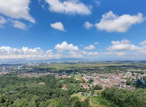 大山腳武拉必金山