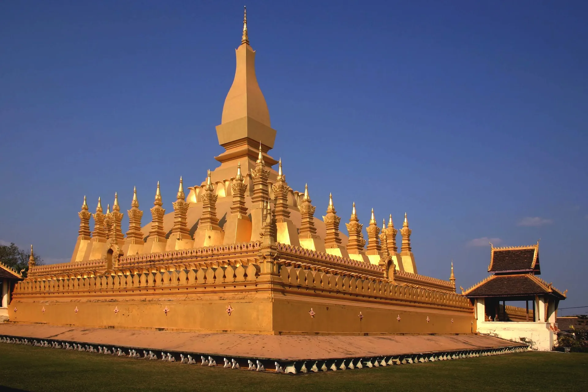 That Luang. Source: Photo by Alessio Roversi on Unsplash