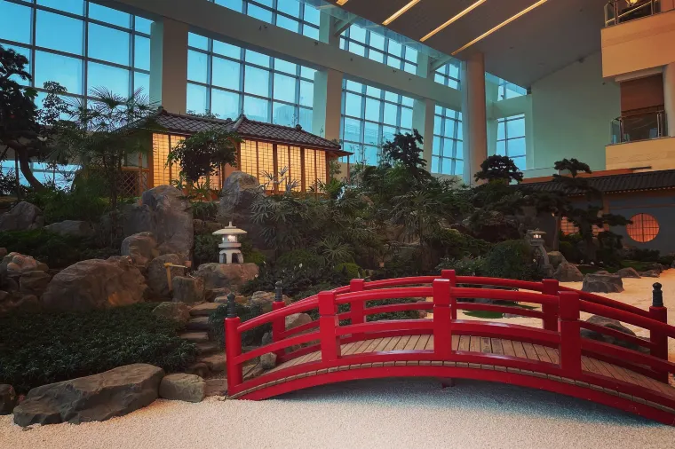 臺北忠孝東路附近的SOGO忠孝復興店日式庭園