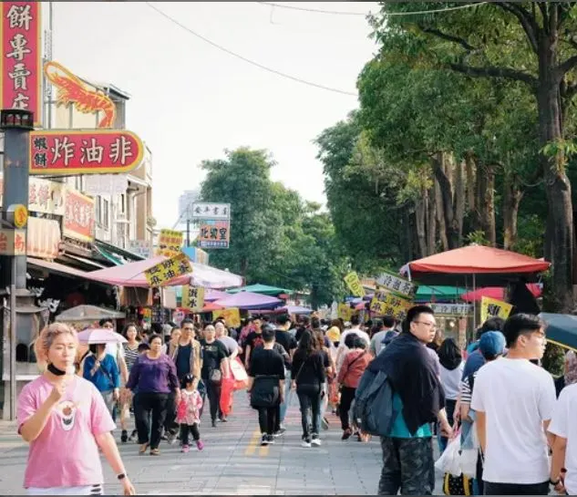 台南安平古堡附近的安平老街