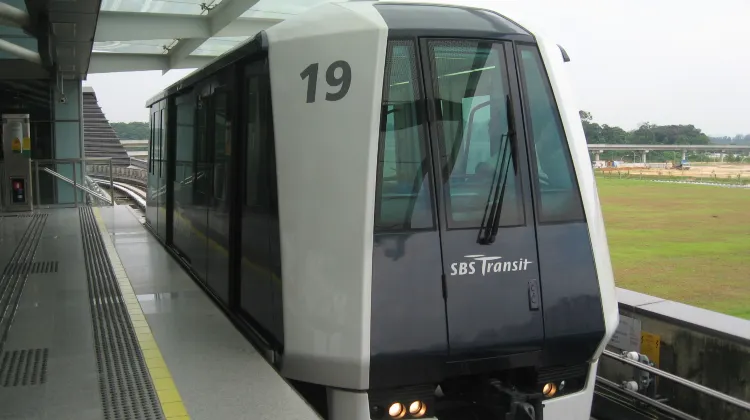 Tips, Etiket & Pengetahuan Lokal – LRT Singapore