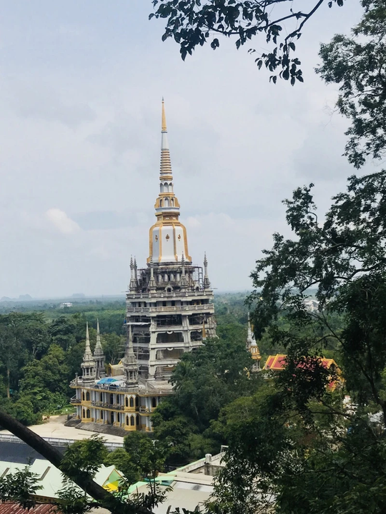 Tiger Cave Temple, Krabi