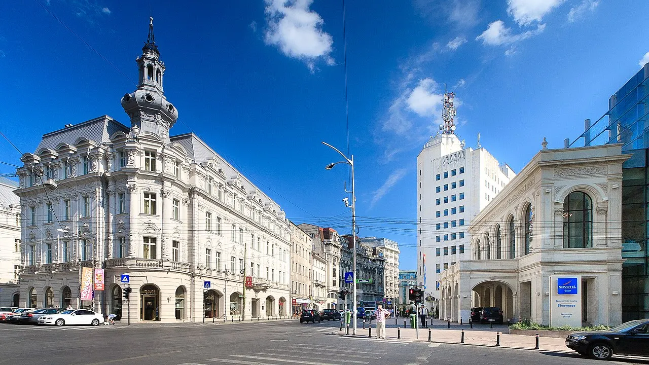 Calea Victoriei (Victoriei Avenue), Bucharest. Source: Mihai Petre/Wikipedia.