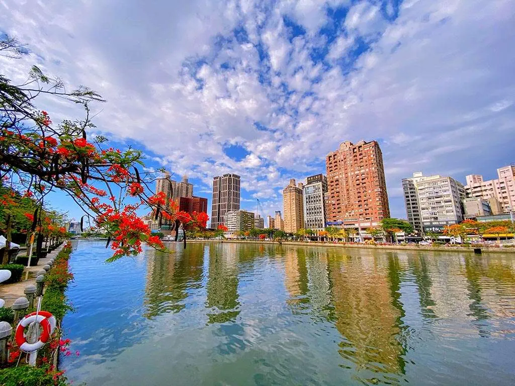 高雄愛河美景