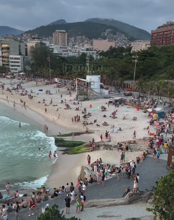 Ipanema Beach, Samba AKA Rio de Janeiro