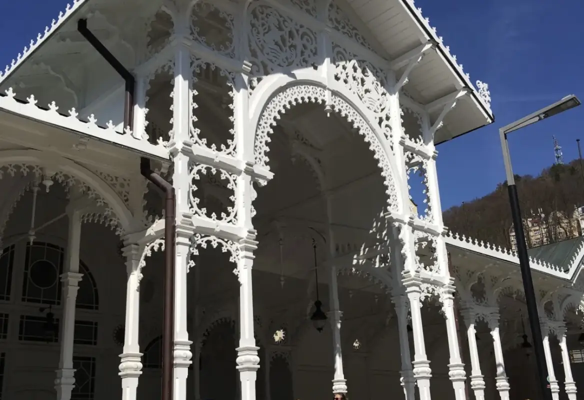 보지차니 Market Colonnade