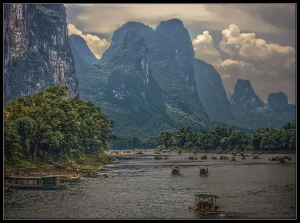 The Li River, Guilin. Source: Photo by olly301 / Flickr