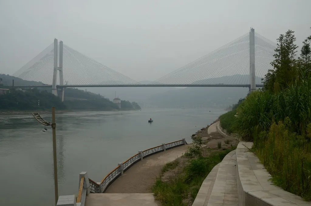 Yichang Yangtze River Bridge. Source: Photo by VirtualSpotter / Flickr