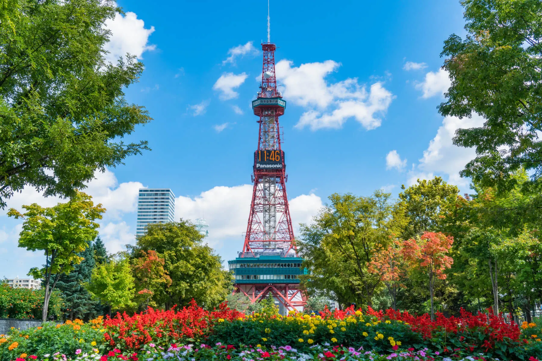 สวนสาธารณะโอโดริ - ประเทศญี่ปุ่น (แหล่งที่มาของภาพ: visit.sapporo)