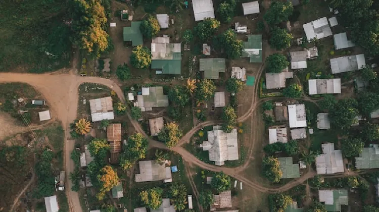 斐濟當地人聚居區 圖片來源:unsplash