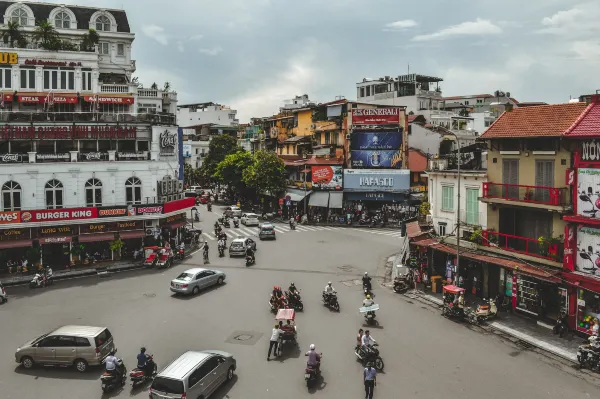 Street in Hanoi, Source: Photo by Josh Stewart on Unsplash