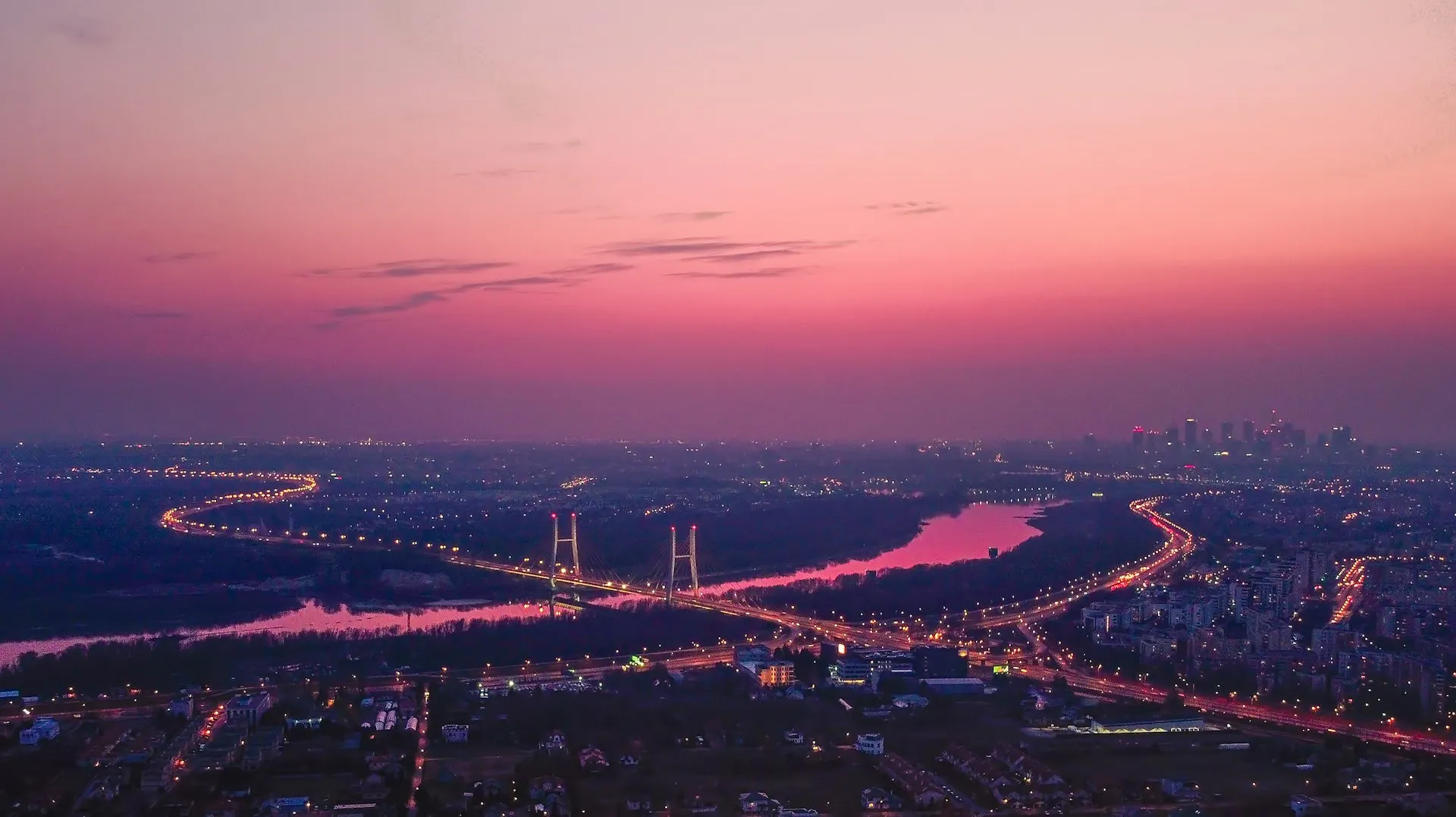 Aerial view of Warsaw. Source: Photo by Lukasz Niescioruk on Unsplash