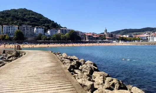 레케이티오 해변 (출처: tourism.euskadi.eus) 