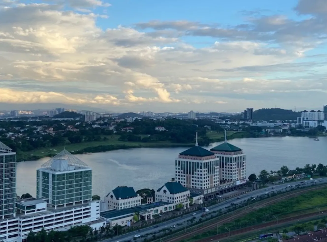 沙登市區風光