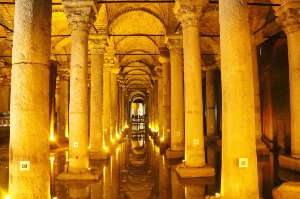 Bascilica Cistern, Istanbul.