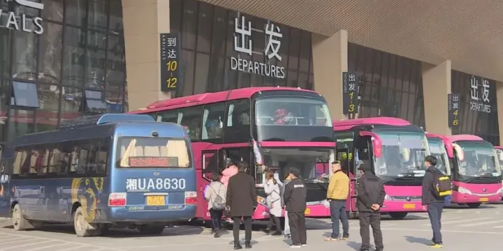 銅仁鳳凰機場有巴士前往鳳凰古城