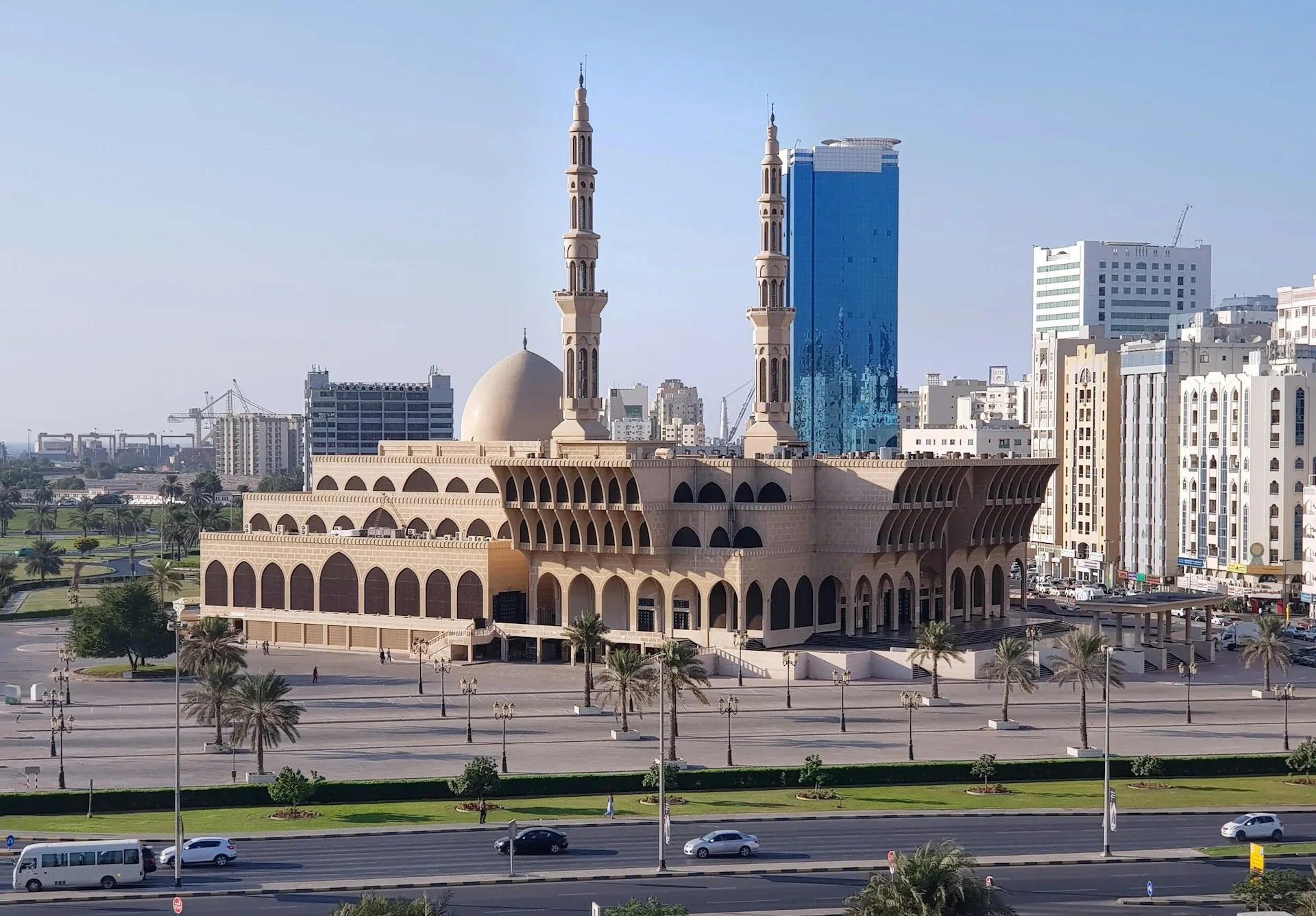 Cityscape of Sharjah. Source: Photo by Palani Selvam on Unsplash